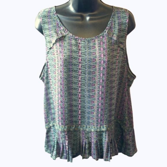 American Eagle Outfitters Tops - American Eagle Outfitters Top Pleated Peplum XL